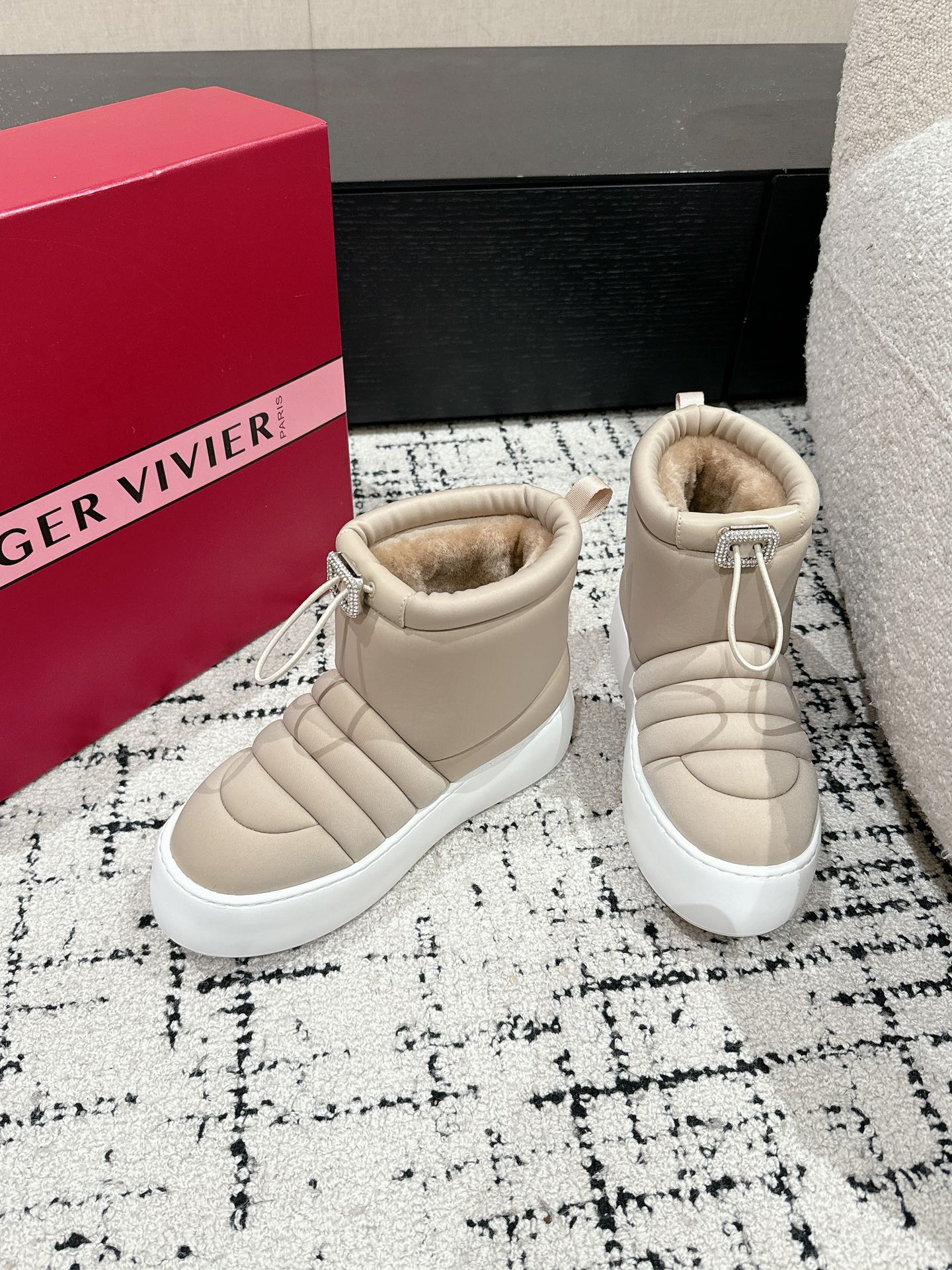 VIV' UP ANKLE BOOTS IN BEIGE TECHNICAL FABRIC FLEECE LINING