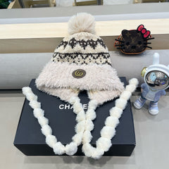 BEANIE HAT IN COLORFUL WOOL 400961