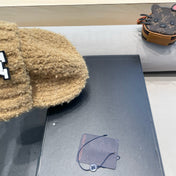 KNITTED BEANIE HAT IN CAMEL BEIGE WOOL 421266