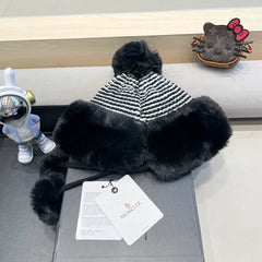 BEANIE HAT IN BLACK WOOL AND FLEECE 436748