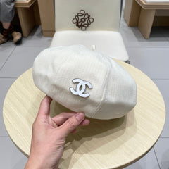 BERET HAT IVORY WITH LOGO 672660