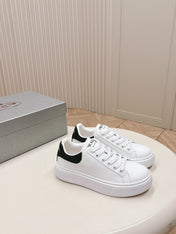 PRA RETRO SNEAKERS WHITE AND BLACK CALFSKIN