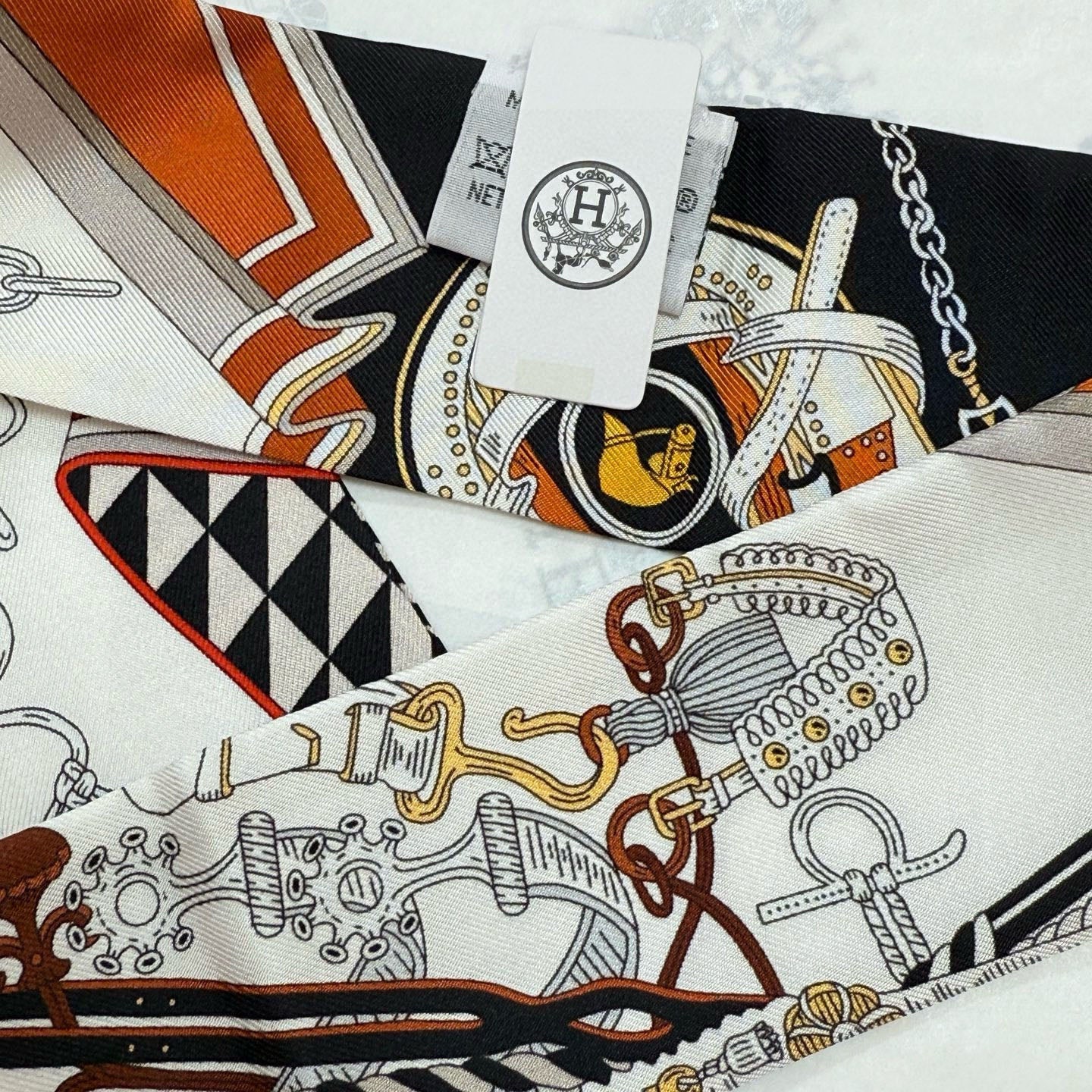 HERMES 25S SCARF 90 IN SILK 853148