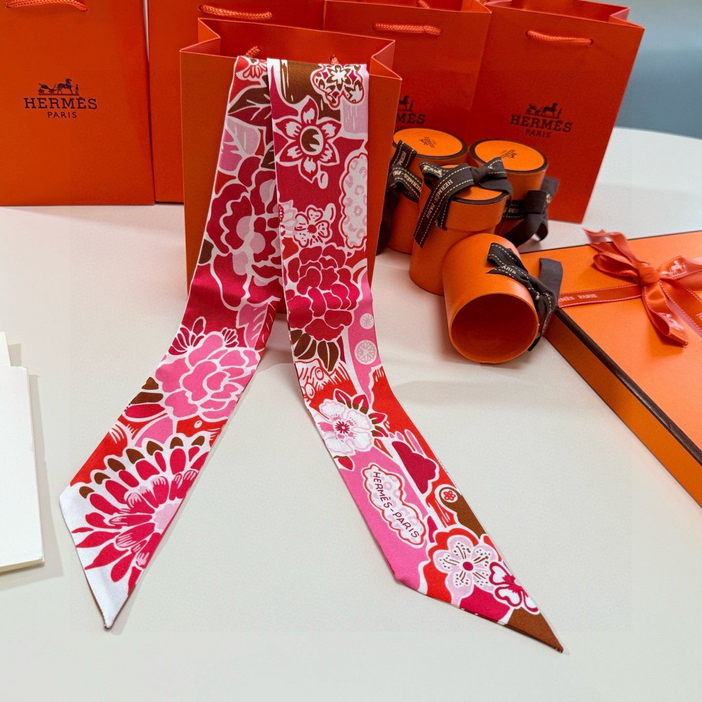 HERMES 25S SCARF 90 IN SILK 854957