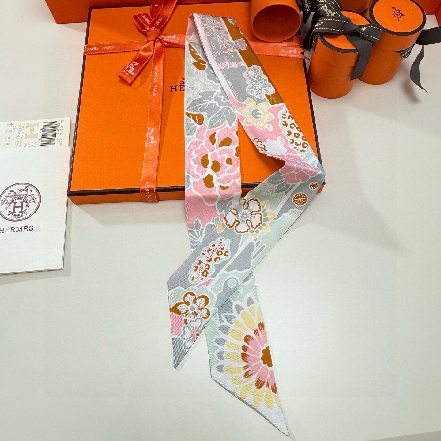 HERMES 25S SCARF 90 IN SILK 854960