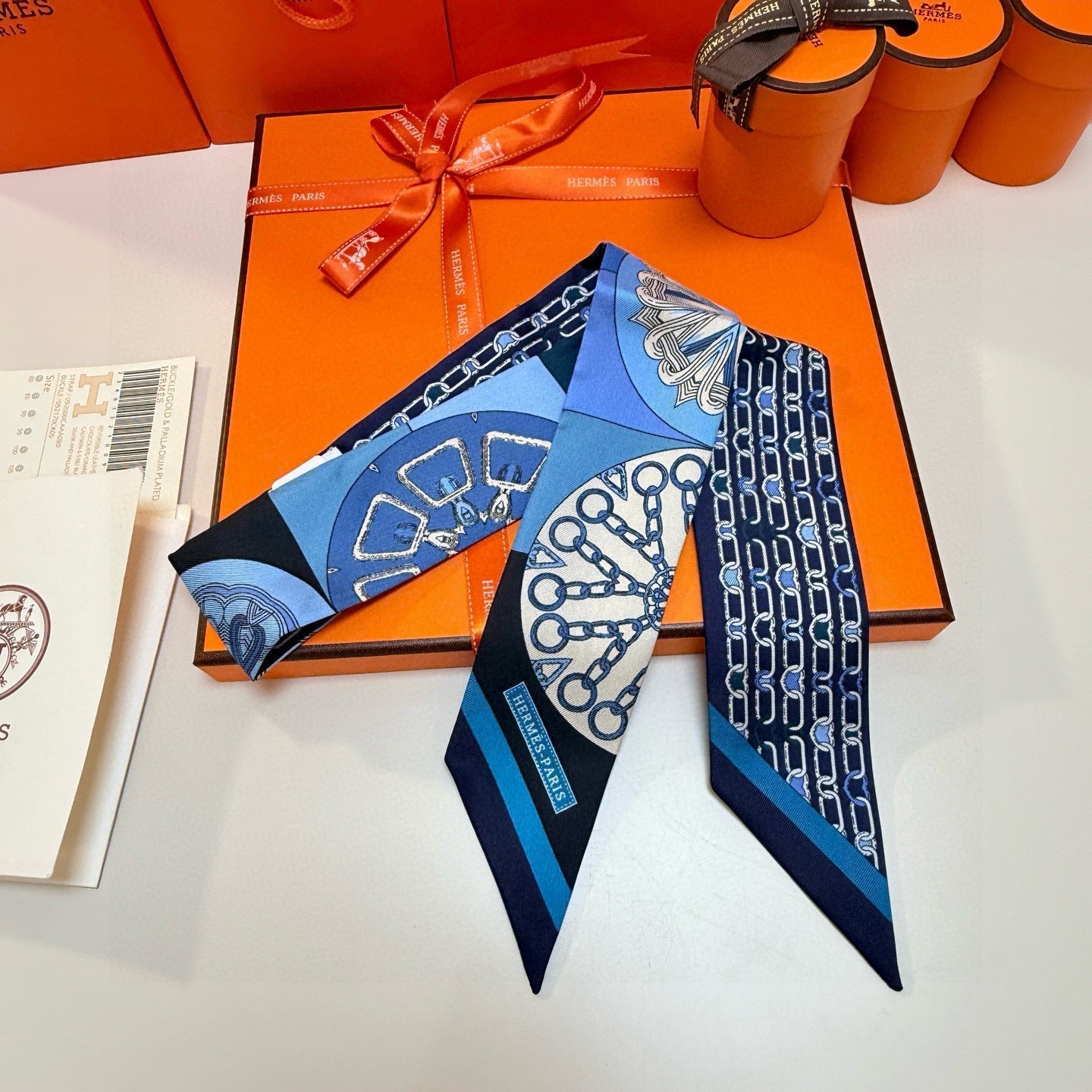 HERMES 25S SCARF 90 IN SILK 856725