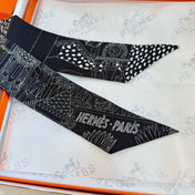 HERMES 25S NECKERCHIEF 86 IN SILK 989357