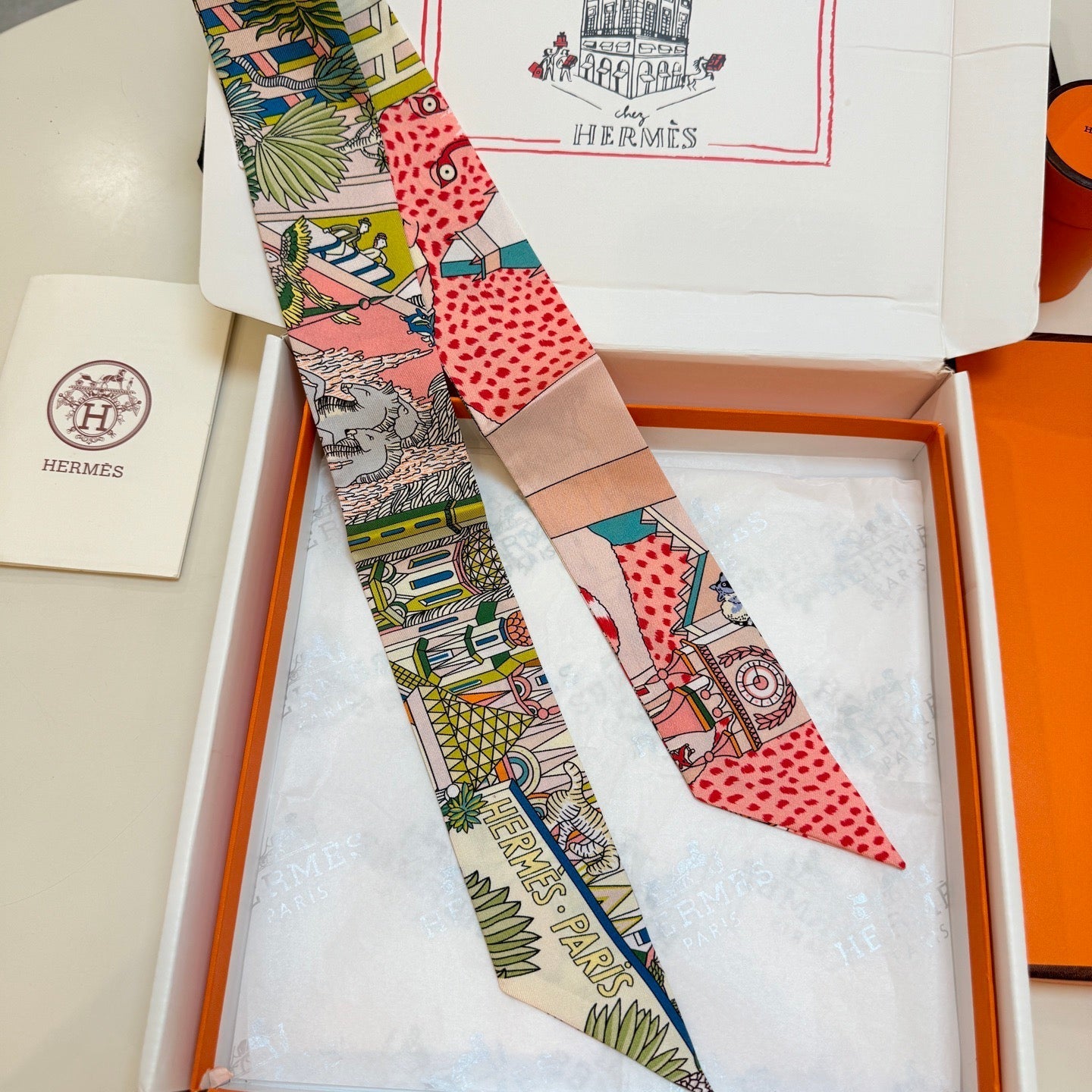 HERMES 25S NECKERCHIEF 86 IN SILK 989360