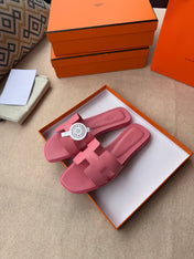0RAN SANDALS IN ROSE PINK CALFSKIN