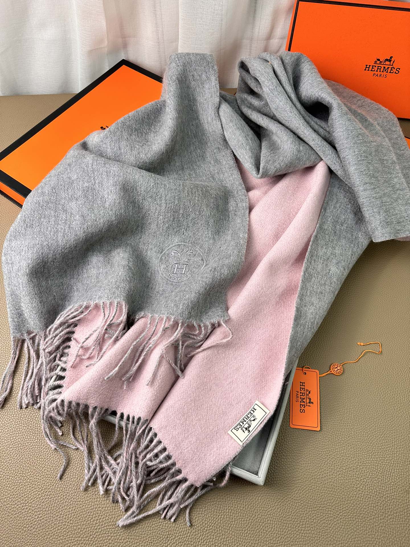 DOUBLE-FACE SCARF 200 CM IN LIGHT PINK AND GREY CASHMERE