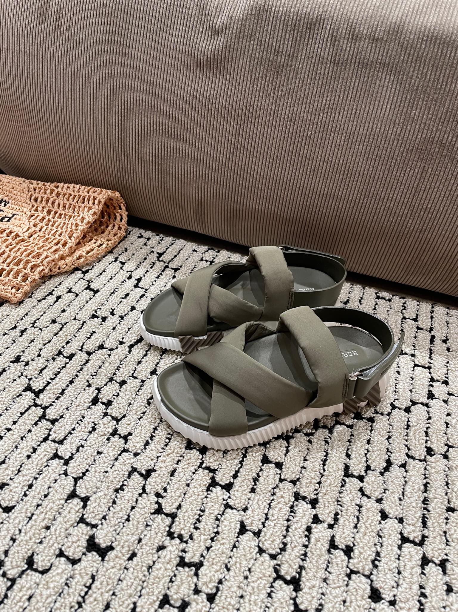 ELECTRIC SANDAL SHADOW CALFSKIN