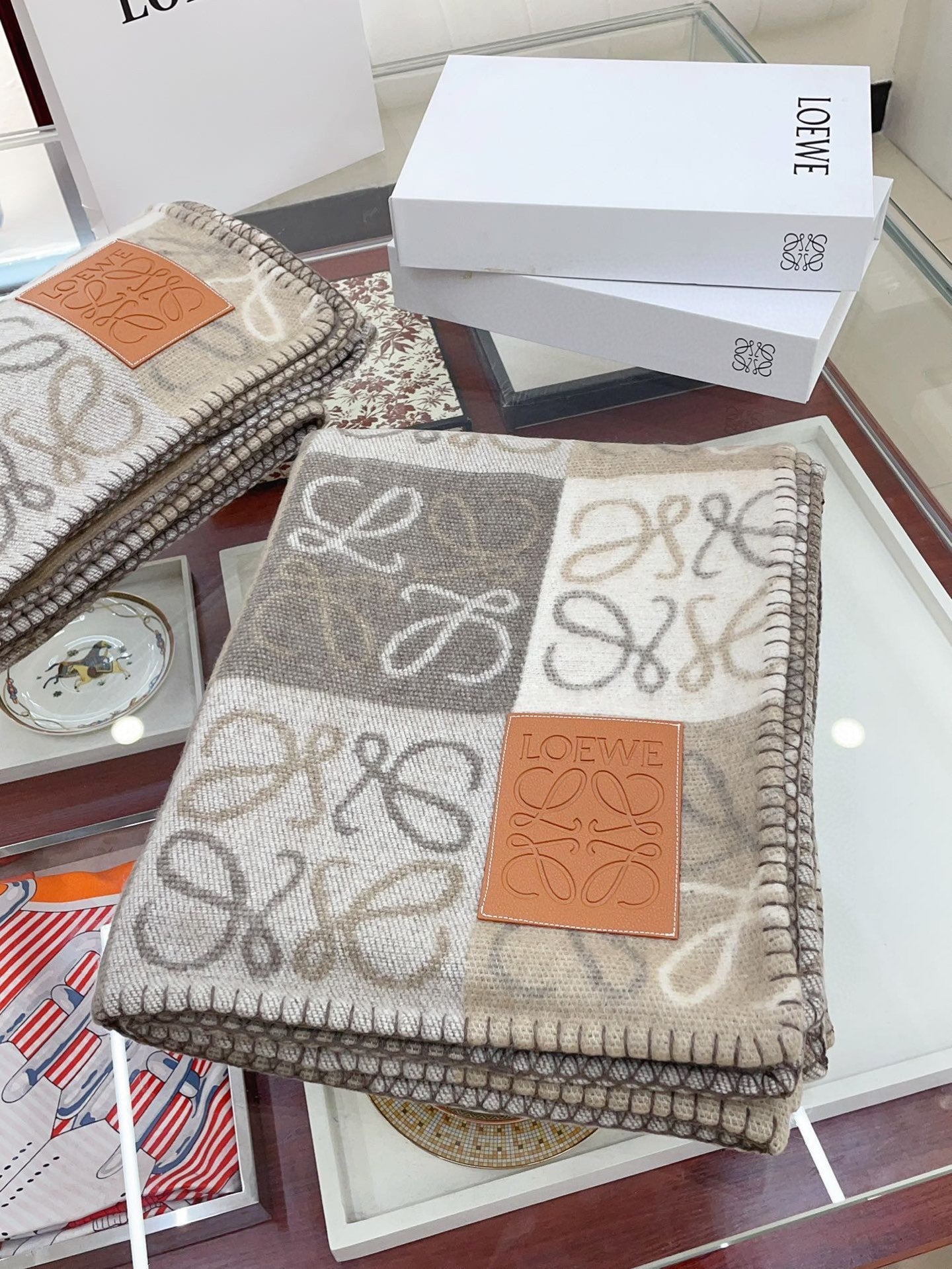 LOEWE 25S SCARF 170 IN CASHMERE WOOL 740405