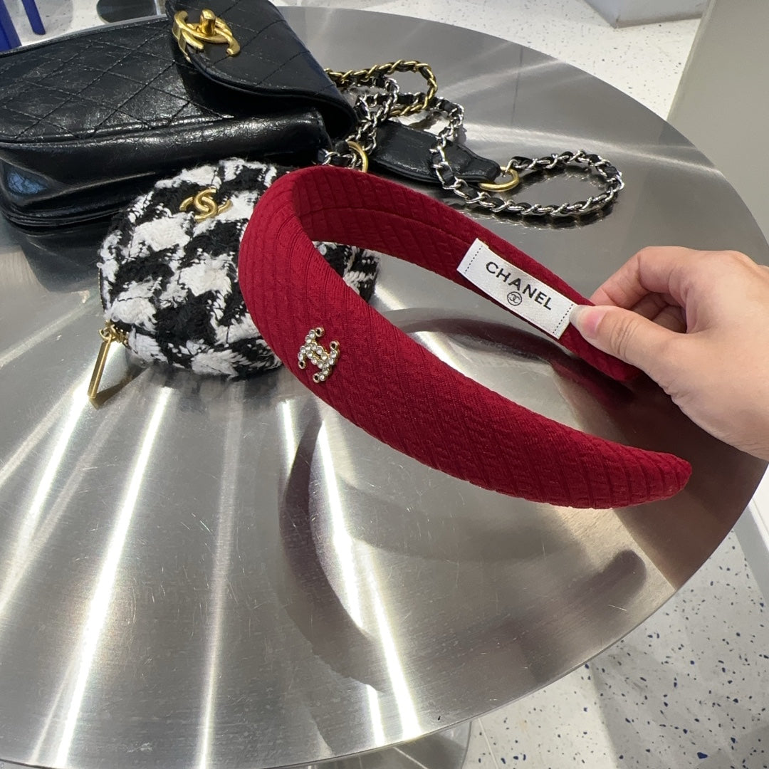 RUBY RED FABRIC HAIRBAND 410903