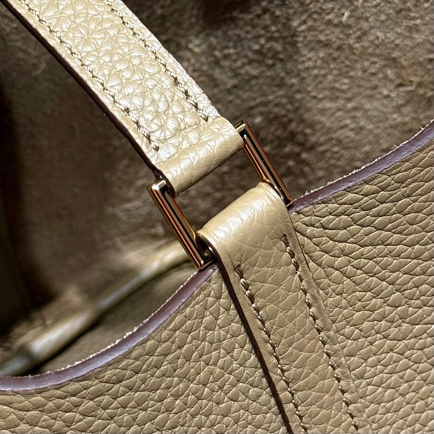 HERMES 25S PICOTIN LOCK 18 IN OLIVE GOLD CALFSKIN GOLD HARDWARE