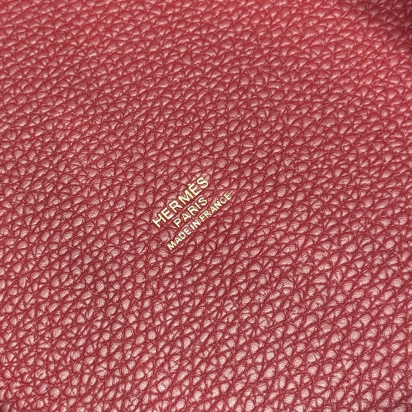 HERMES 25S PICOTIN LOCK 22 IN ROSSO ANCORA RED CALFSKIN GOLD HARDWARE