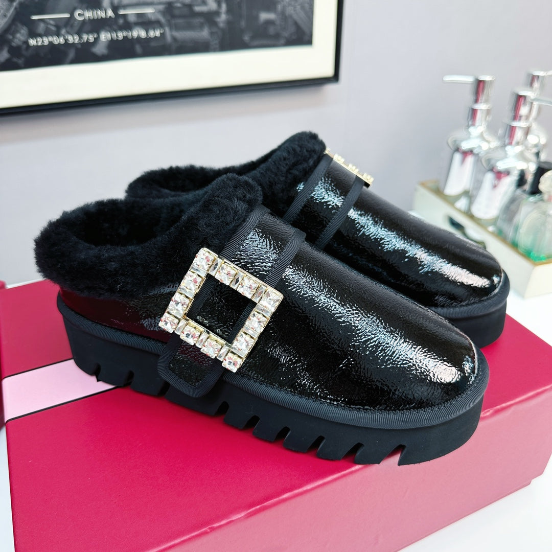 VIV WINTER PLATFORM MULES IN BLACK PATENT CALFSKIN