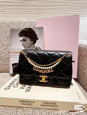CC MINI 22 FLAP BAG IN BLACK CALFSKIN GOLD HARDWARE WITH PEARL CHAIN