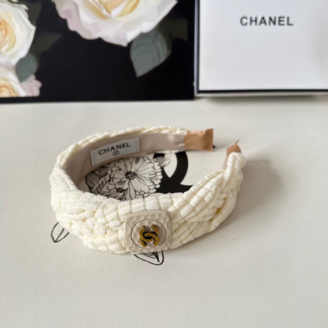 WHITE WOOL HAIRBAND 412461
