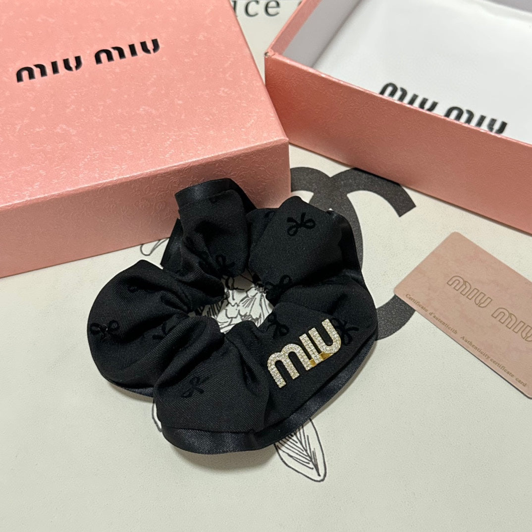 HAIR TIE IN BLACK SPANDEX FABRIC 432827