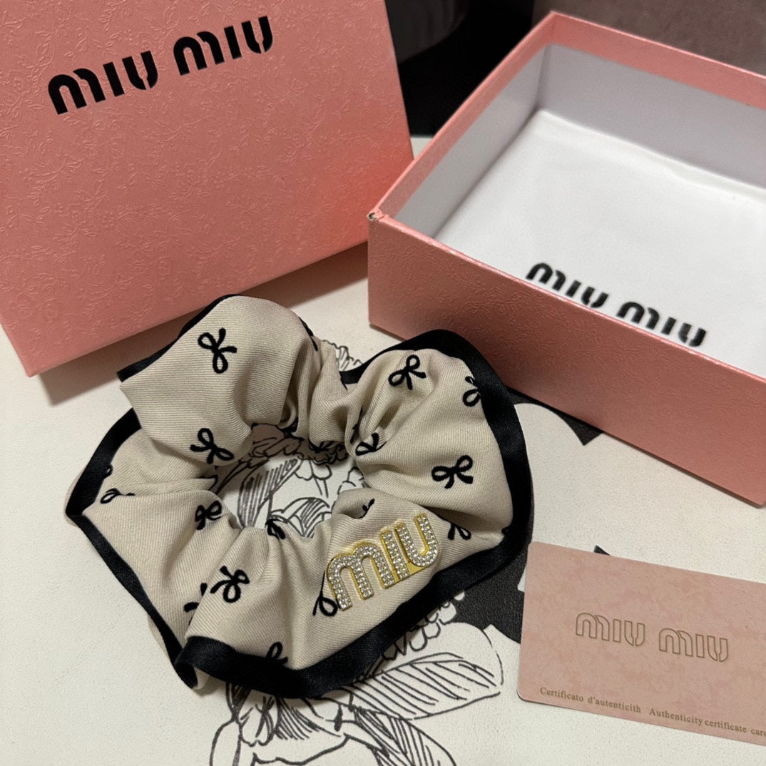 HAIR TIE IN BEIGE MIX BLACK SPANDEX FABRIC 432828