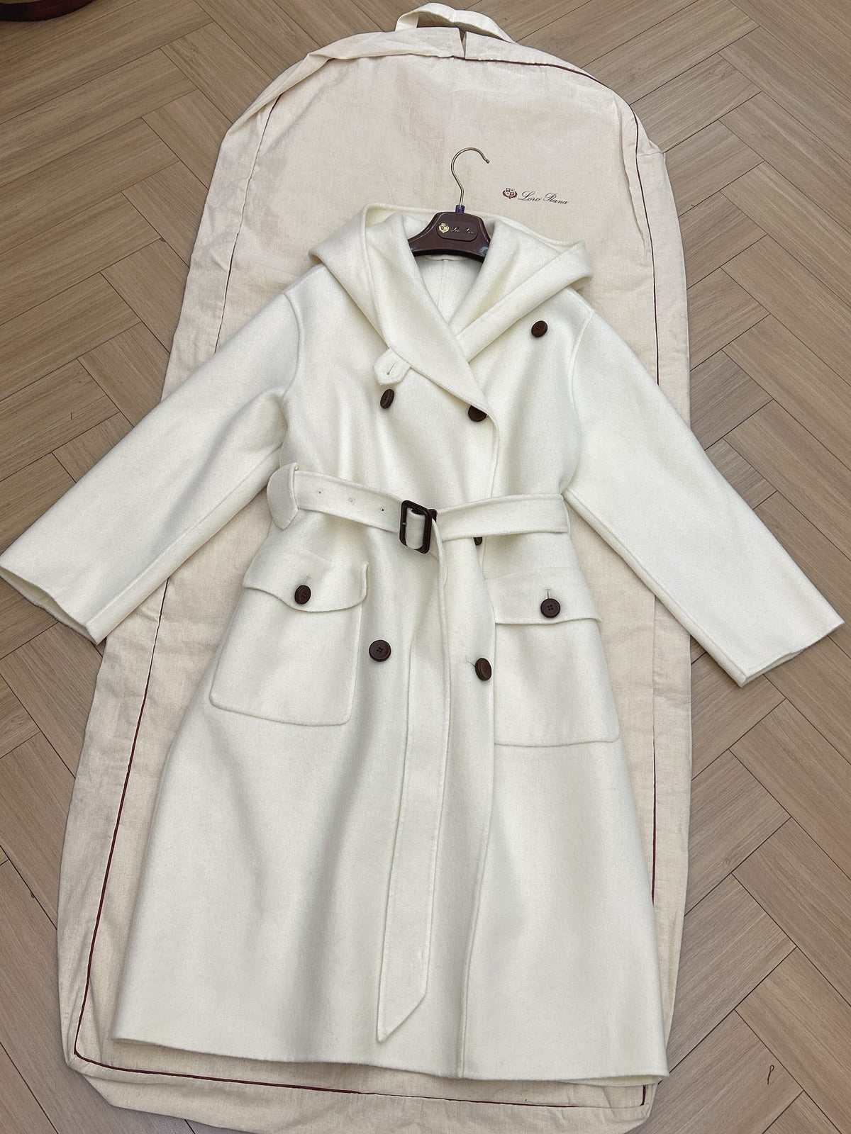 LP COAT STYLE 226