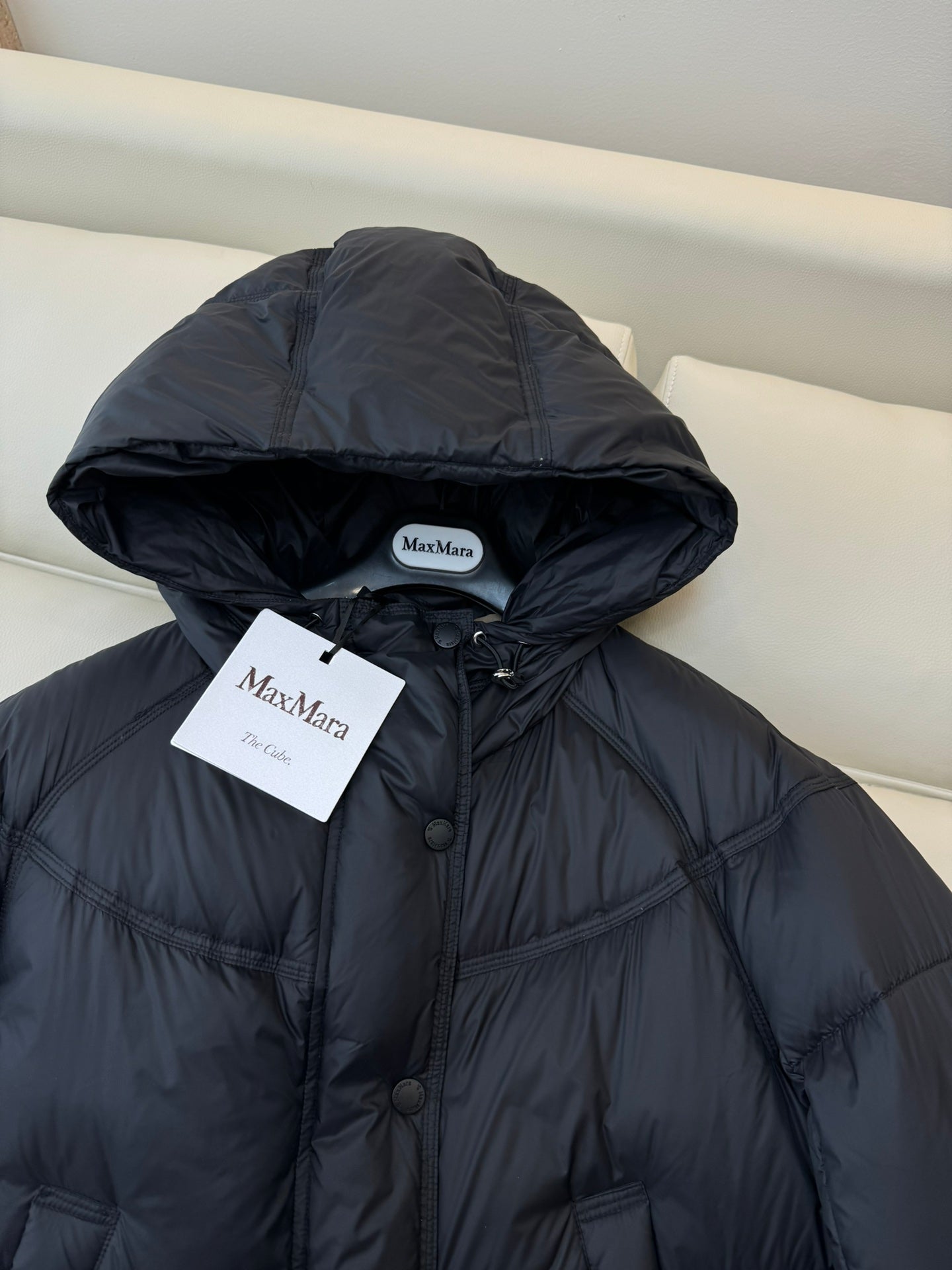 MAX MARA 25S SHORT DOWN JACKET 089