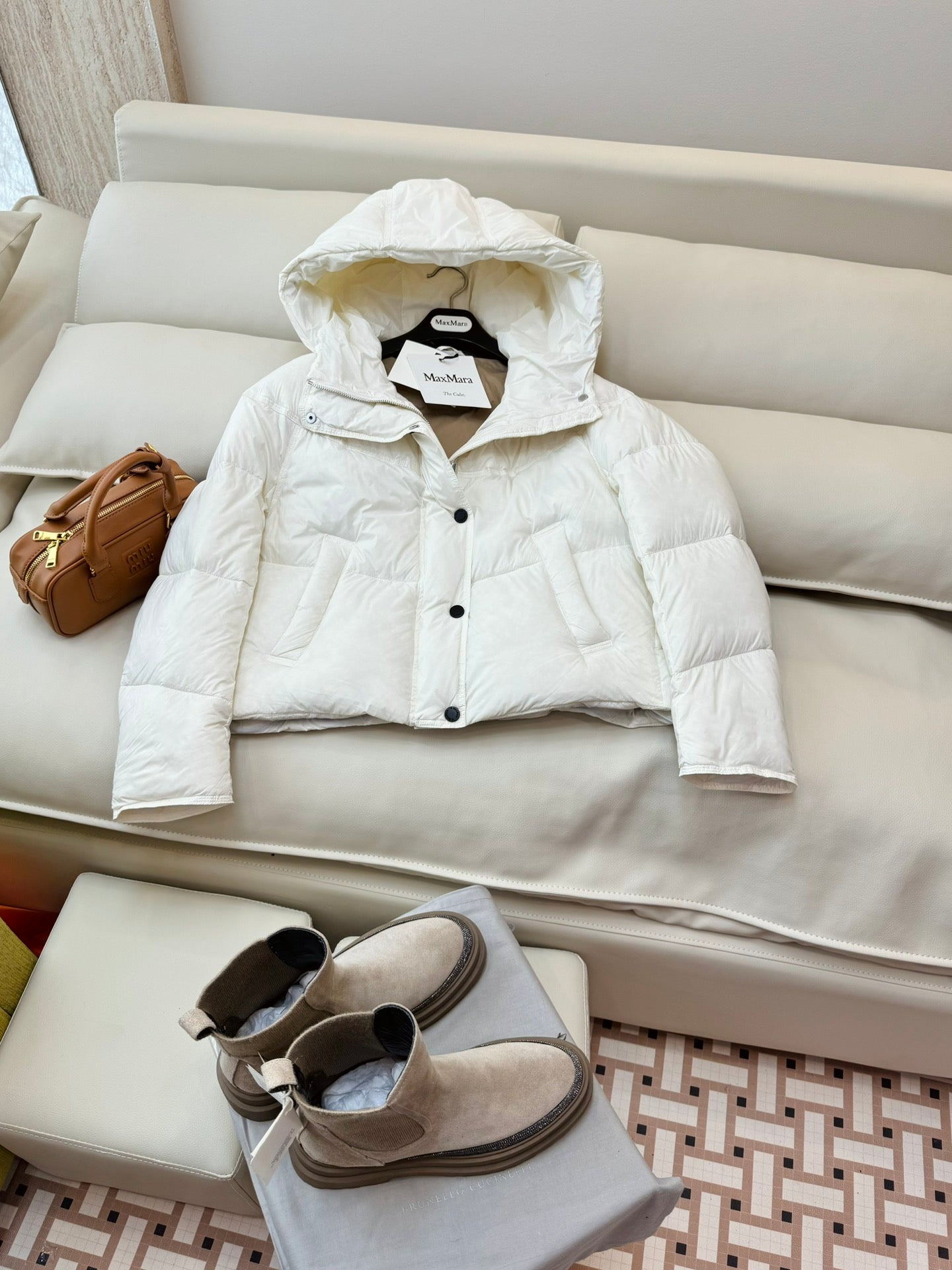 MAX MARA 25S SHORT DOWN JACKET 088