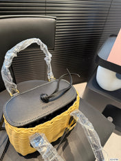 BASKET BAG 18 IN BROWN BEIGE WICKER AND BLACK CALFSKIN TRIM