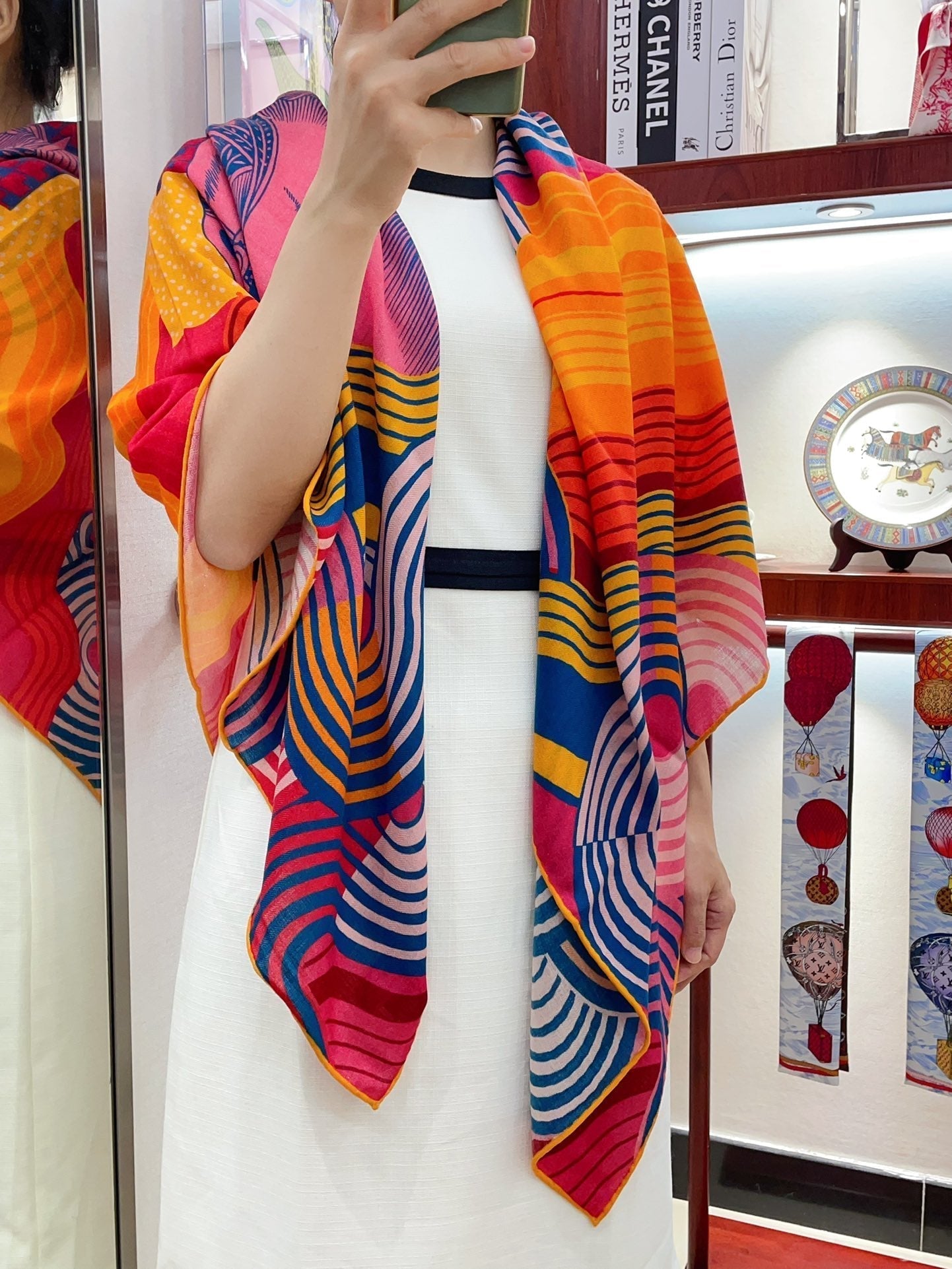 SCARF 140 CM COLORFUL 388171