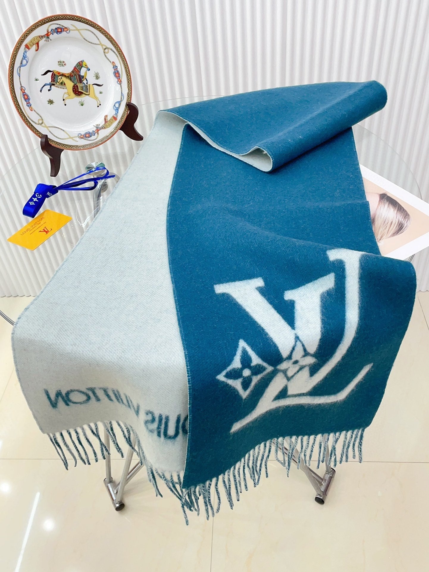 SMASH SCARF 210 CM IN ELECTRIC BLUE WOOL 390964