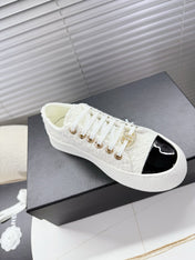CHANEL 25S TRAINERS WHITE 35MM IN GLITTERED TWEED AND PATENT CALFSKIN