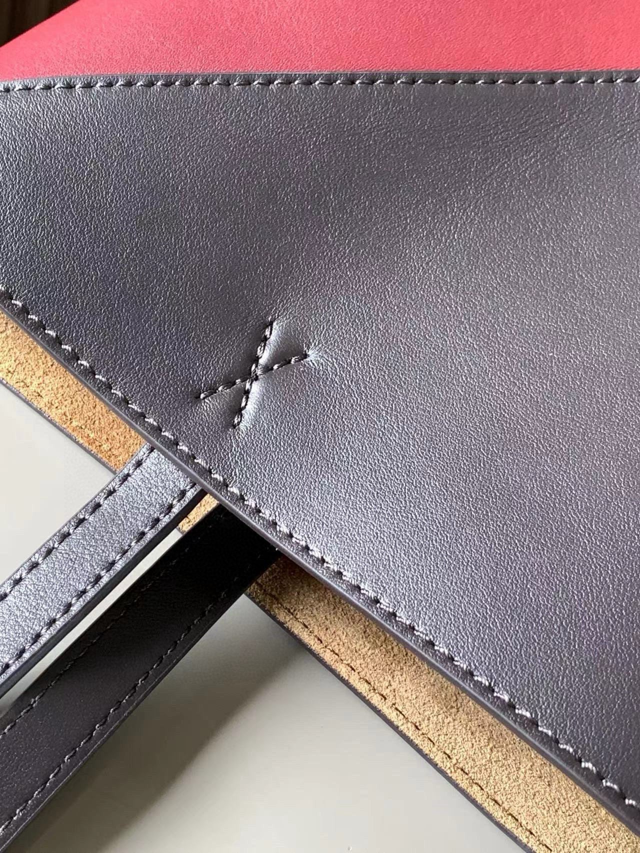 LOEWE 25S PUZZLE FOLD BAG 31 IN SOCOLA AND MAROON SHINY CALFSKIN