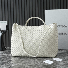 BOTTEGA VENETA 25S LARGE ANDIAMO 42 IN IVORY CALFSKIN GOLD HARDWARE