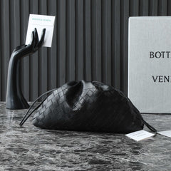 BOTTEGA VENETA 25S DUSTBAG NOTTE 33 IN BLACK CALFSKIN GOLD HARDWARE