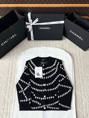 Chanel 25P Cardigan Black Mix White Cashmere 237301