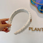 WHITE TWEED WITH PEARL HAIRBAND 412431