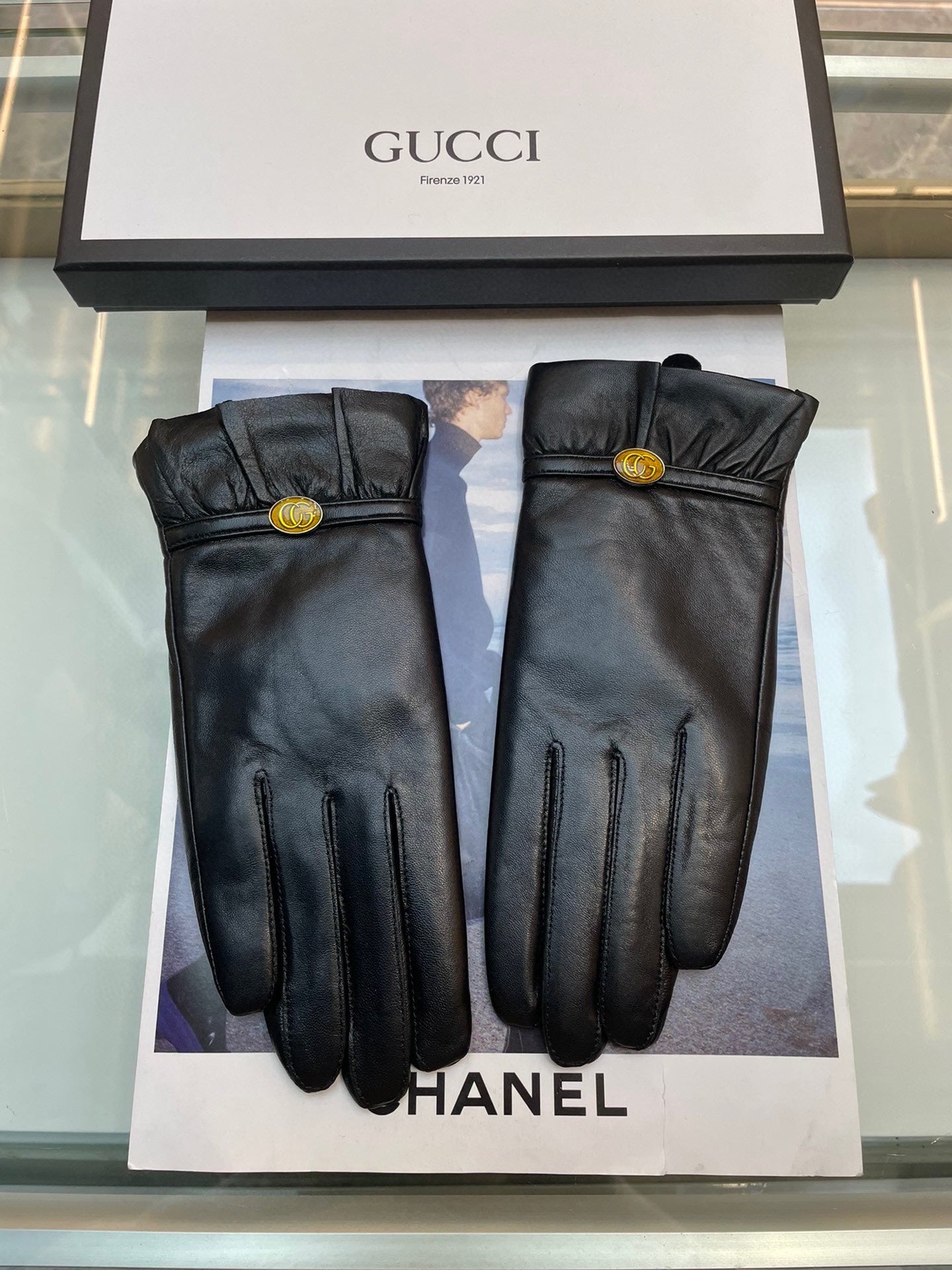 GLOVES IN BLACK TOP-GRADE LAMBSKIN 458575