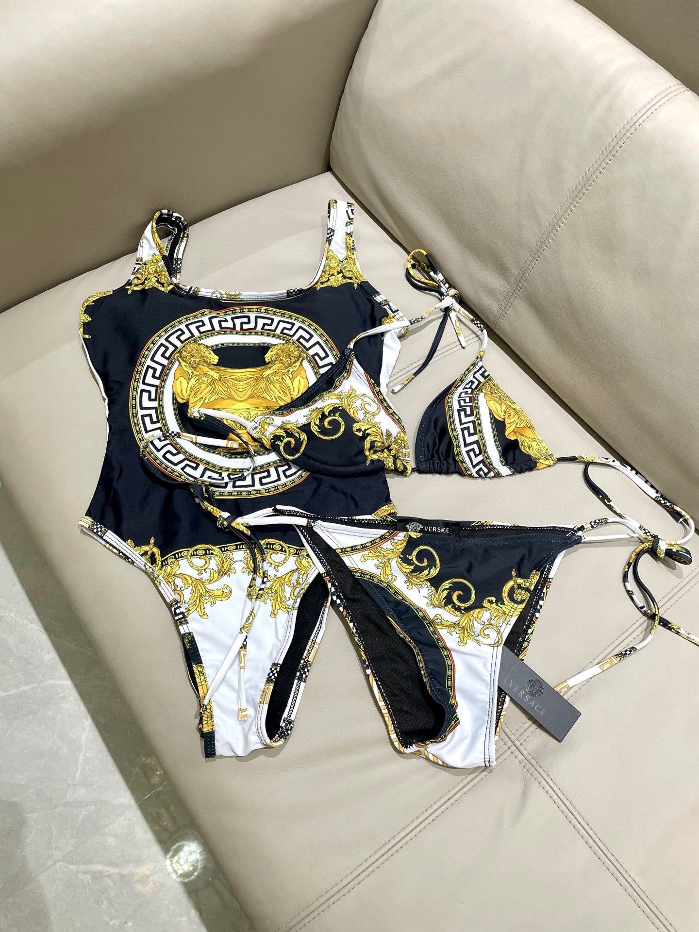 VERSACE BIKINI 25S TWO PIECE IN 742656