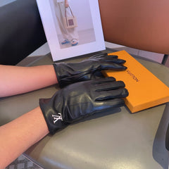 LV GLOVES IN BLACK LAMBSKIN 462373