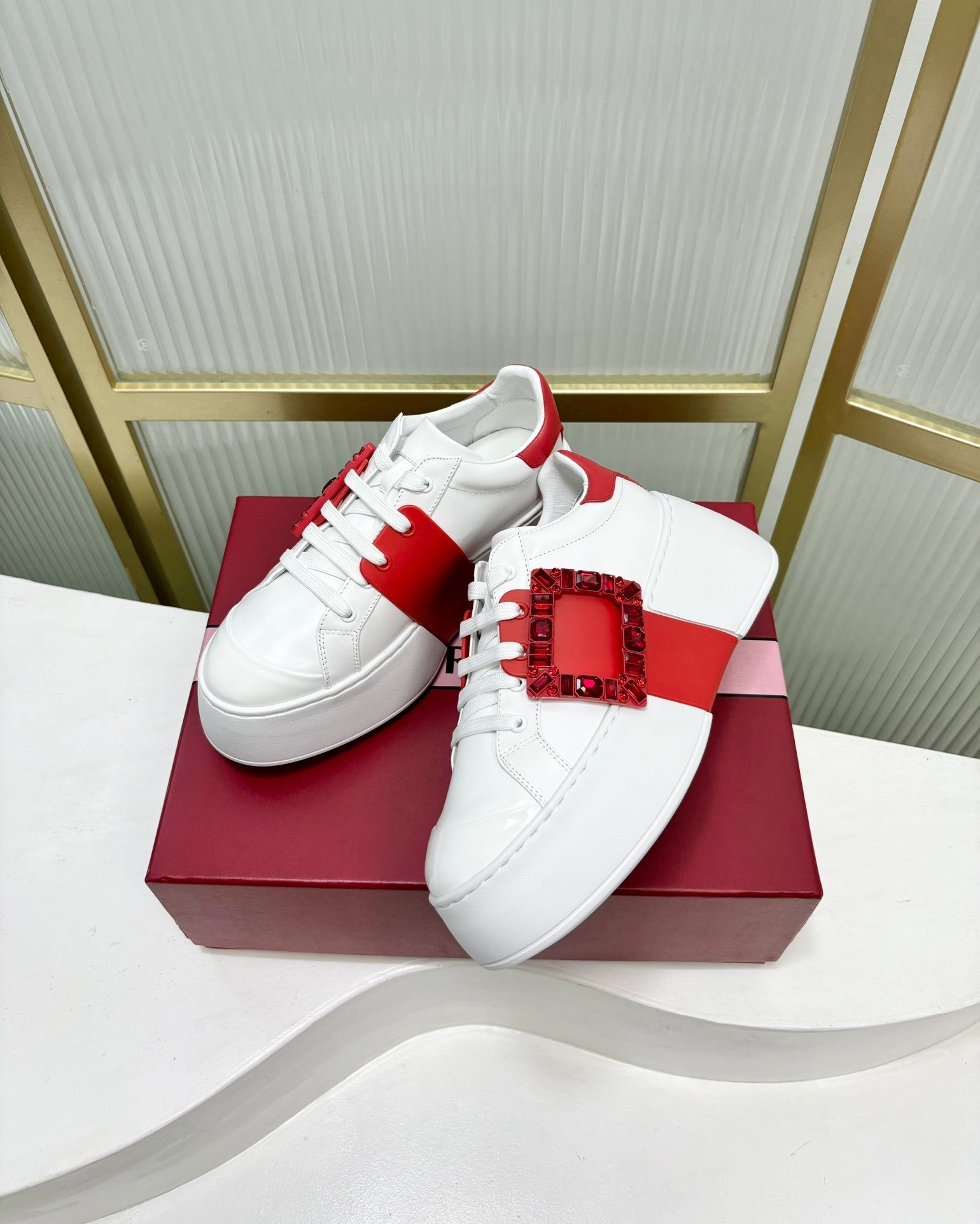 VIV' SKATE SNEAKERS IN WHITE CALFSKIN RED GLITTER STRAP AND CRYSTAL BUCKLE