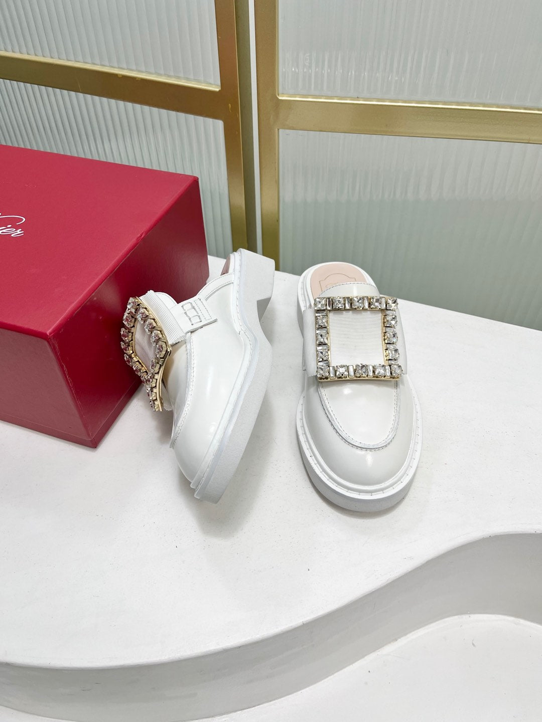 VIV' RANGERS MULES IN WHITE CALFSKIN CRYSTAL BUCKLE