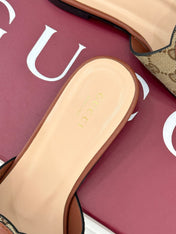 SLIDE SANDALS IN BURNT BROWN AND LIGHT BEIGE CALFSKIN