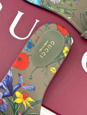 SLIDE SANDALS IN WARM BEIGE FABRIC FLORAL AND LEAF PRINT