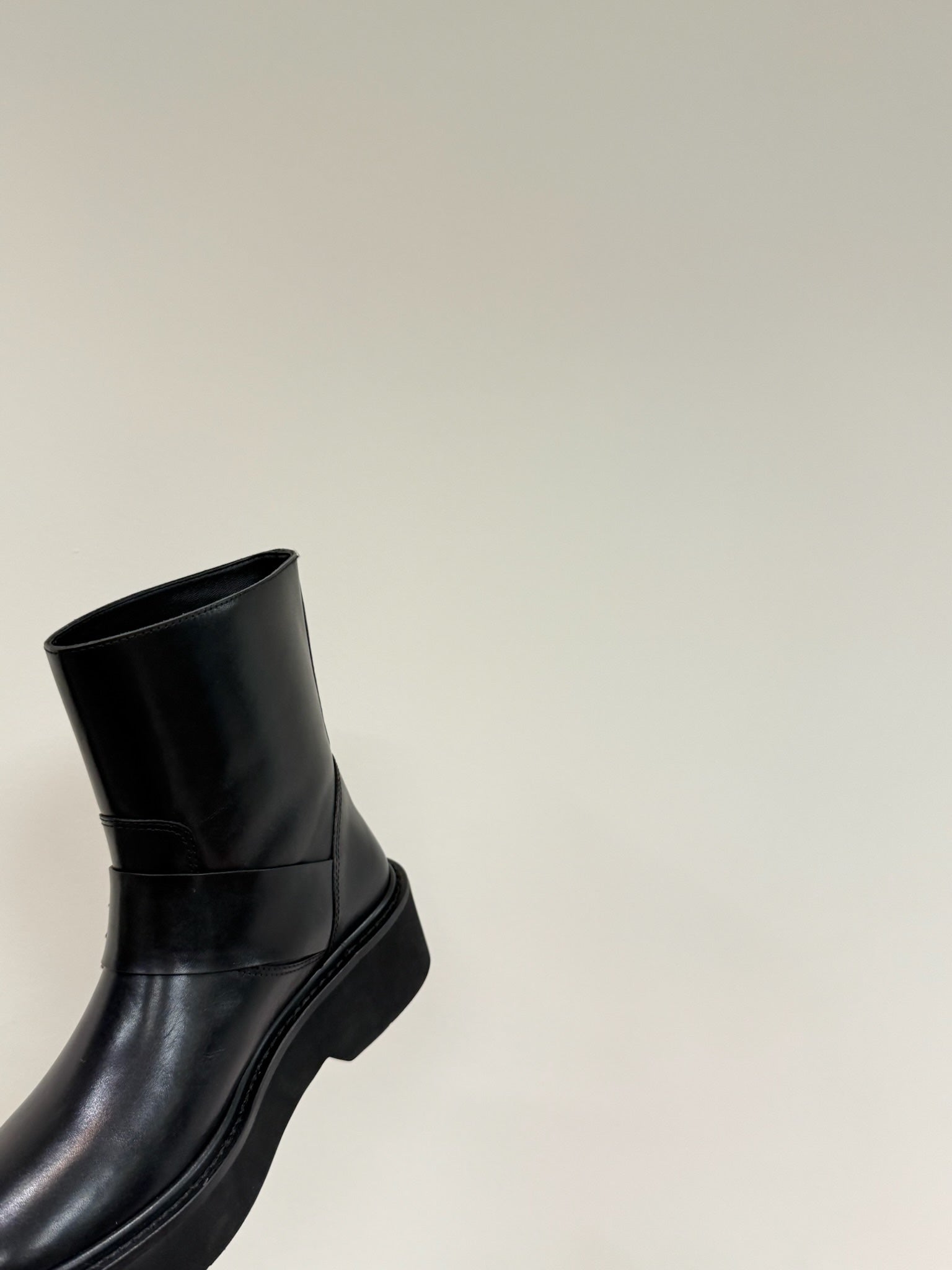 VIV' RANGERS CHELSEA ANKLE BOOTS IN BLACK CALFSKIN WITH BLACK CRYSTAL BUCKLE