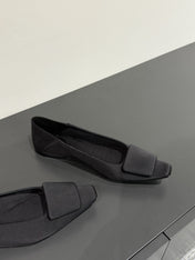 POPPY BALLET FLATS IN BLACK SILK