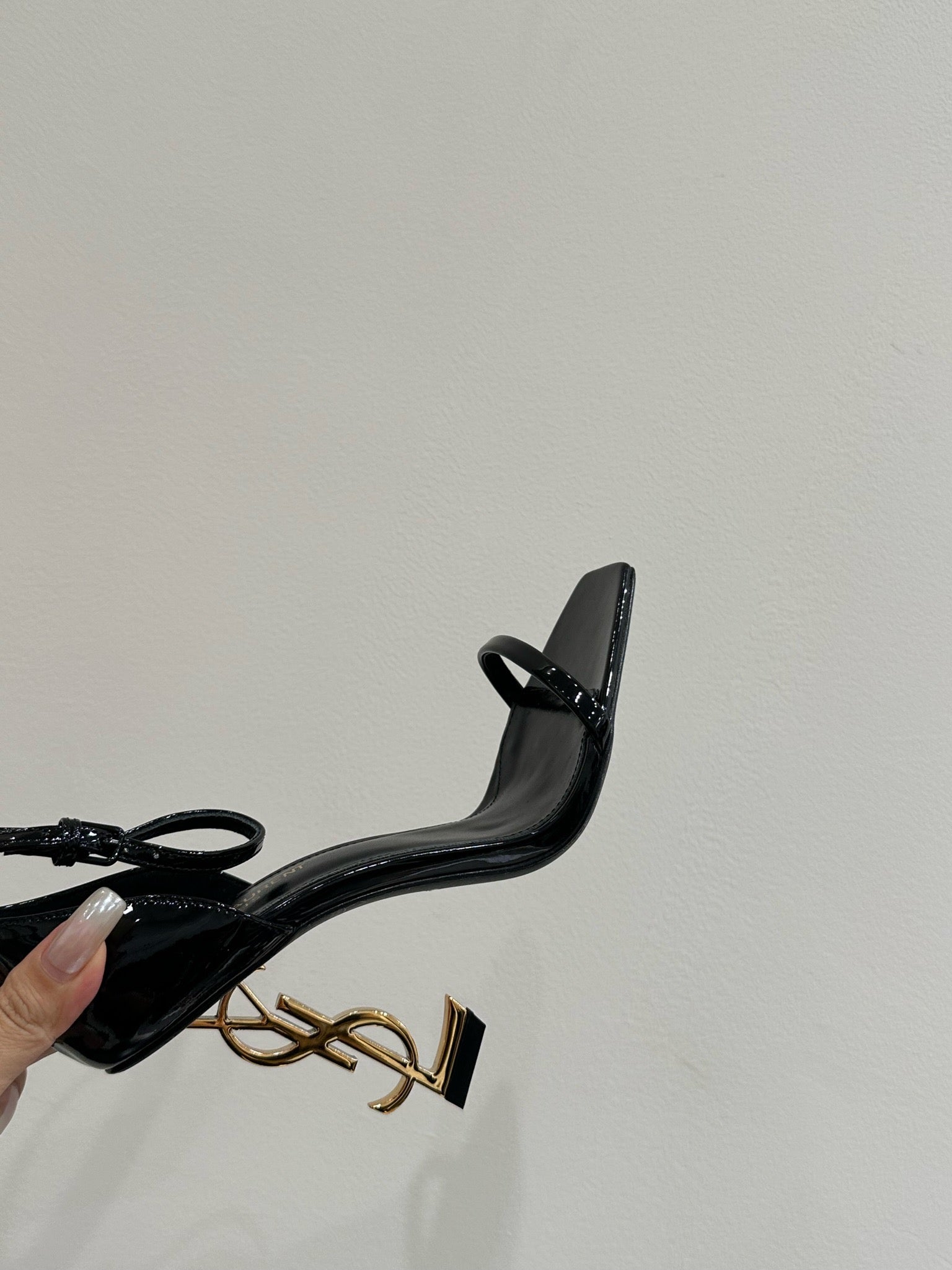 YSL HEELED SANDALS 25S 105 MM IN BLACK GLOSSY LAMBSKIN WITH GOLD HARDWARE