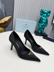 HIGH-HEEL PUMPS IN BLACK SATIN