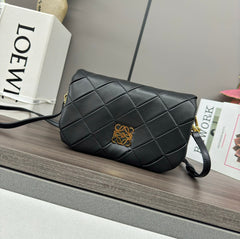 LOE 20 PUFFER GOYA BAG IN BLACK NAPPA LAMBSKIN