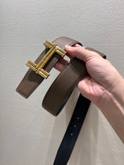 HM TRAVERSE BELT BUCKLE & REVERSIBLE COFFEE BROWN AND BLACK LEATHER STRAP 38 MM GOLD HARDWARE