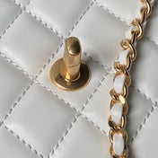 CHANEL 25S CLASSIC COCO HANDLE BAG 19 CM IN WHITE LAMBSKIN WITH GOLD HARDWARE